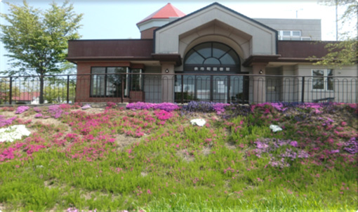 余市町図書館外観